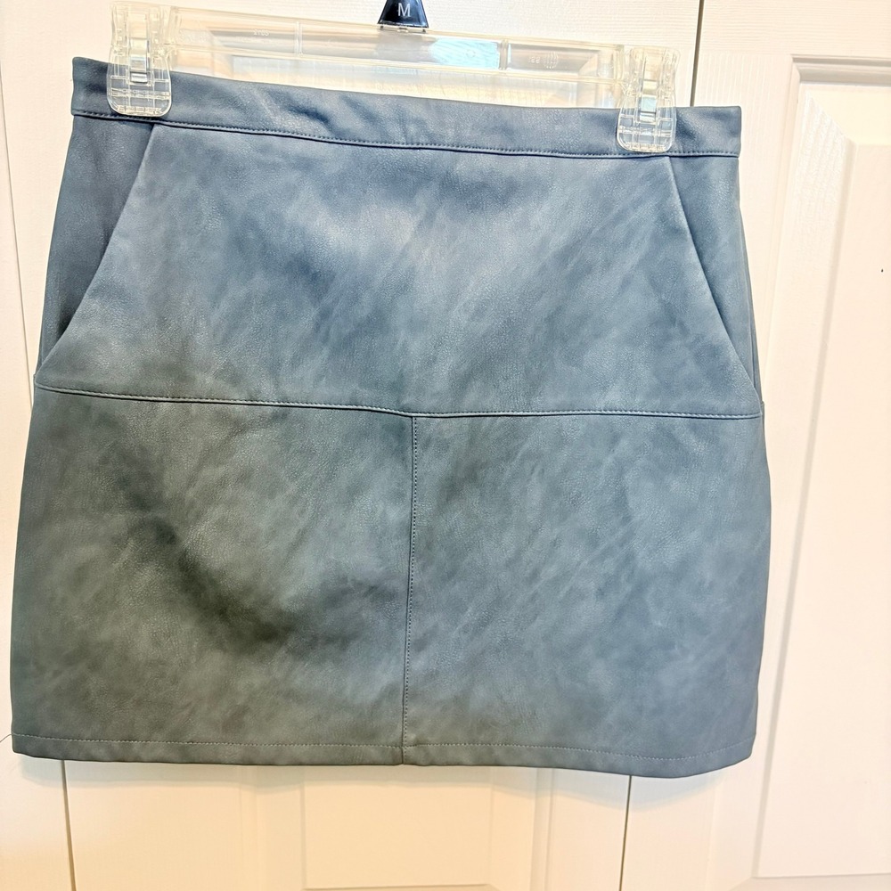 Shinestar Women Blue Faux Suede Mini Skirt Front Zip Pockets NS6002 Medium